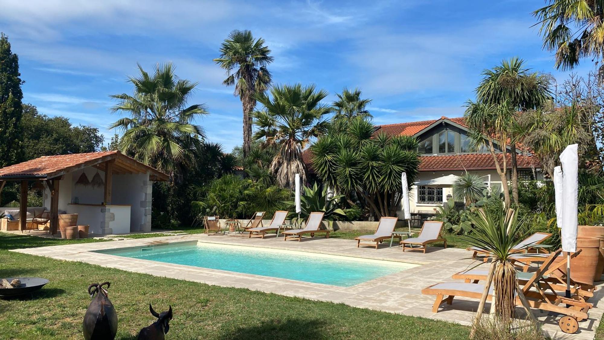 Апартаменты La Bastide De Guiche Entre Ocean Et Montagnes Экстерьер фото